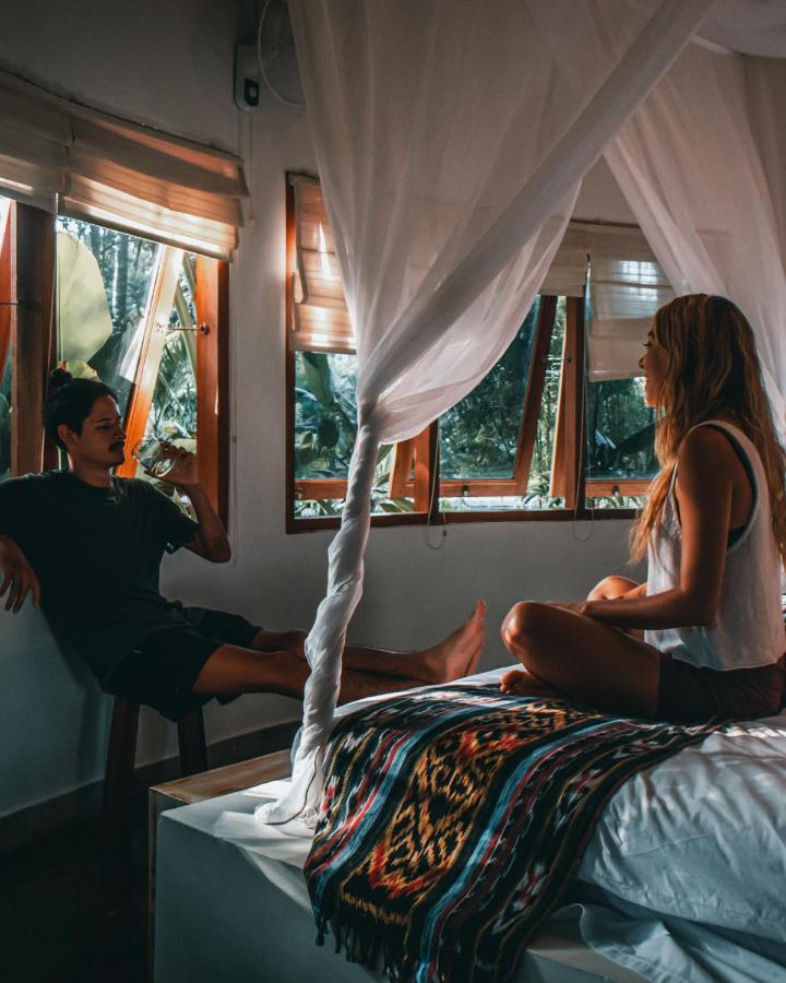 Mana Eco Retreat Hotel Kuta  ภายนอก รูปภาพ