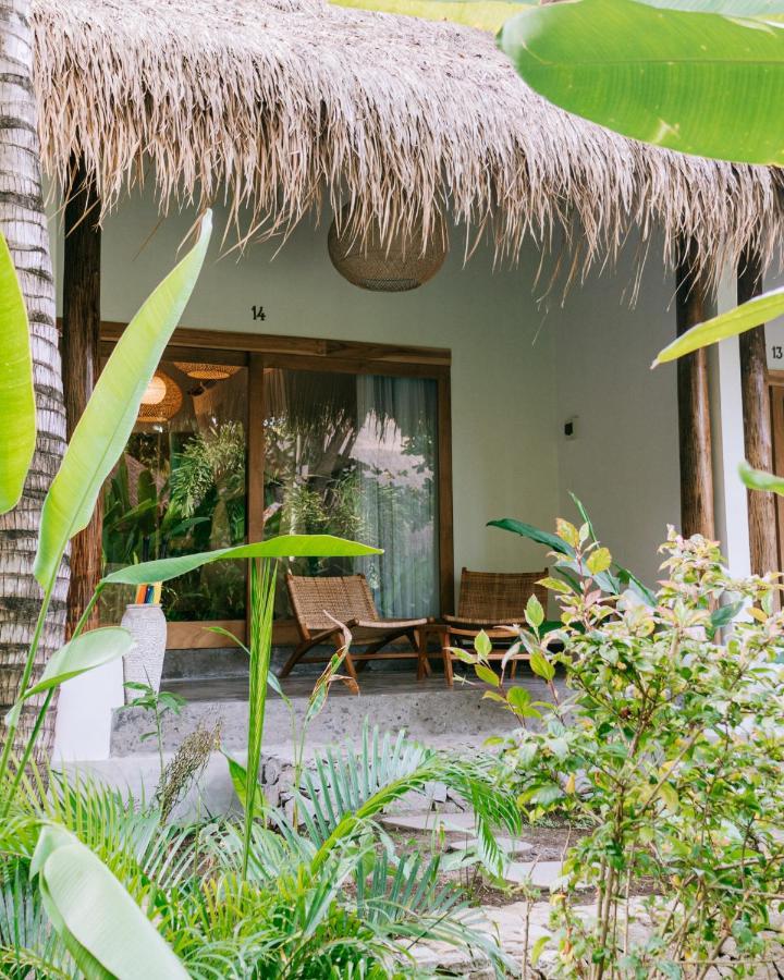 Mana Eco Retreat Hotel Kuta  ภายนอก รูปภาพ