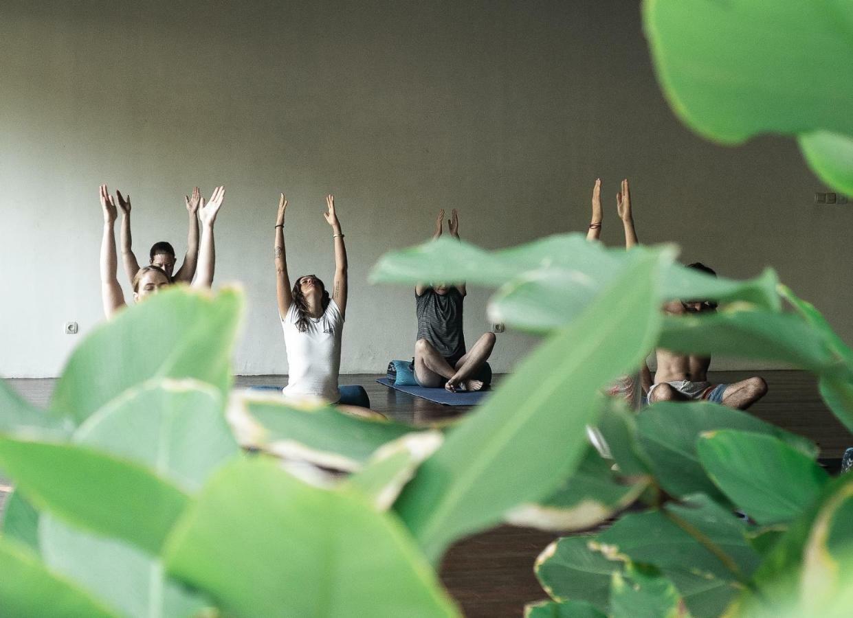Mana Eco Retreat Hotel Kuta  ภายนอก รูปภาพ